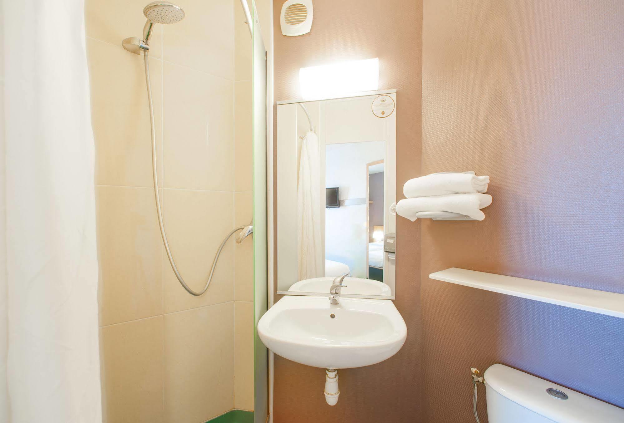 B&B Hotel Annecy Argonay Kültér fotó